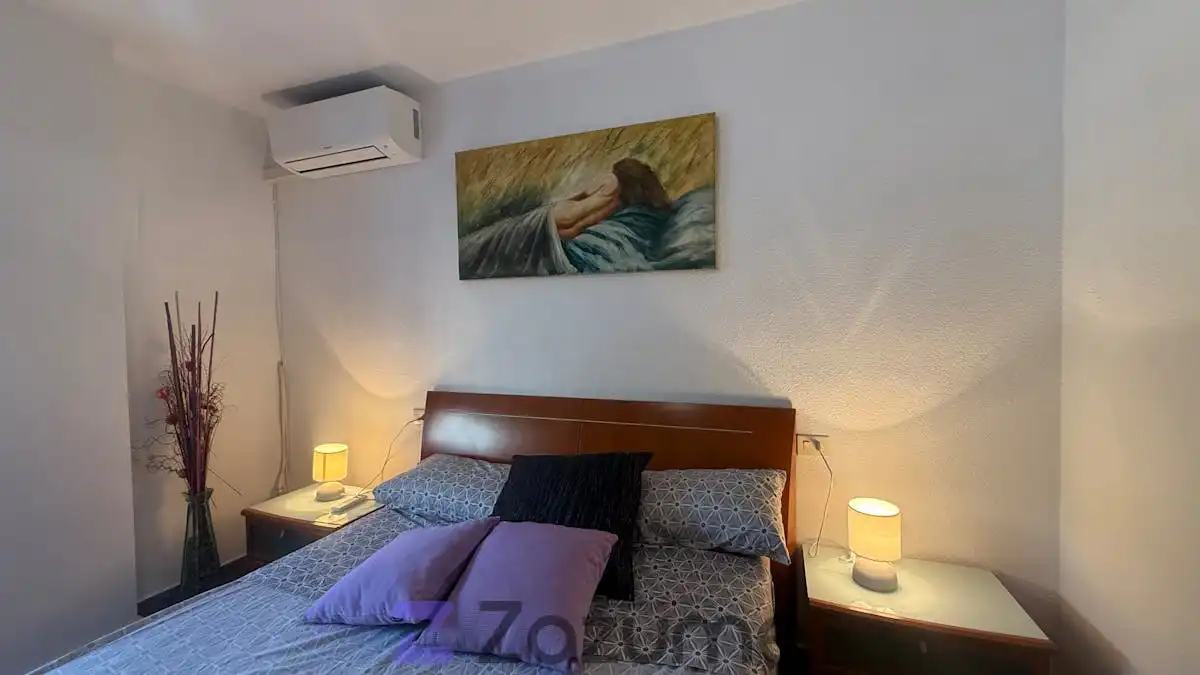 Dormitori de Apartament de lloguer en Murcia amb Aire condicionat, Moblat i Forn