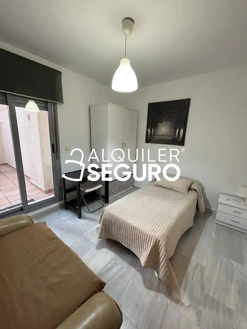 Appartamento con ascensore in affitto a de la Salud, imagen 16