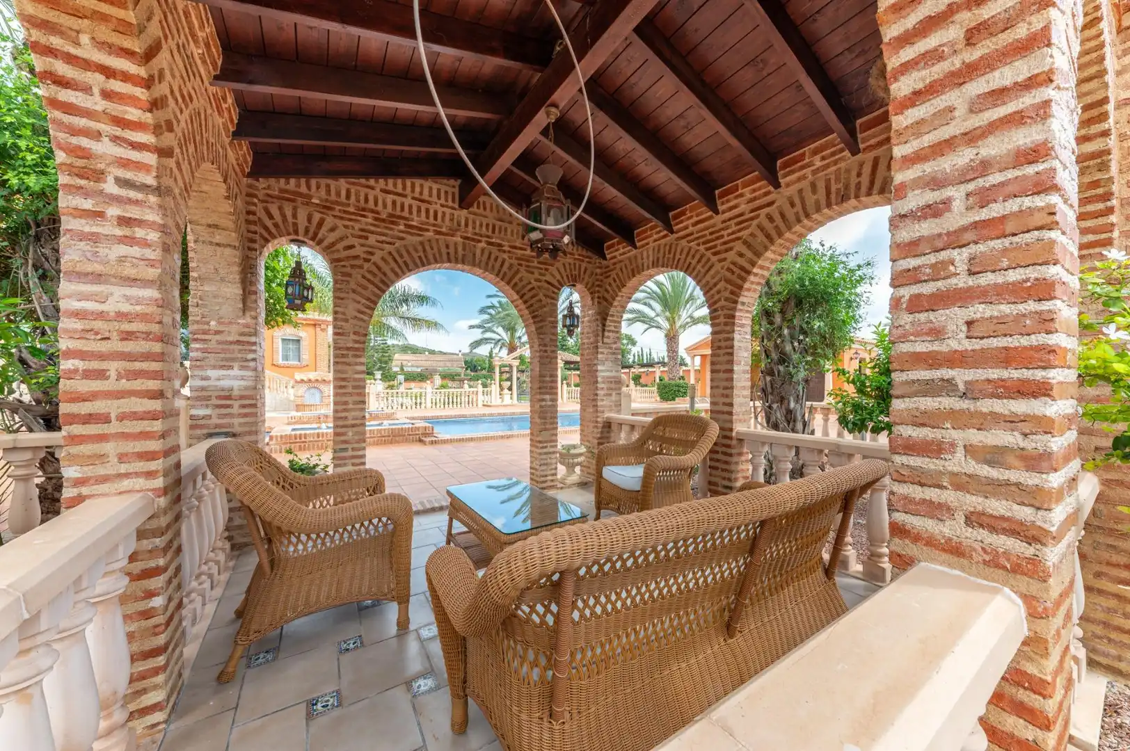 Terrassa de Casa o xalet en venda en Elche / Elx amb Aire condicionat, Calefacció i Jardí privat