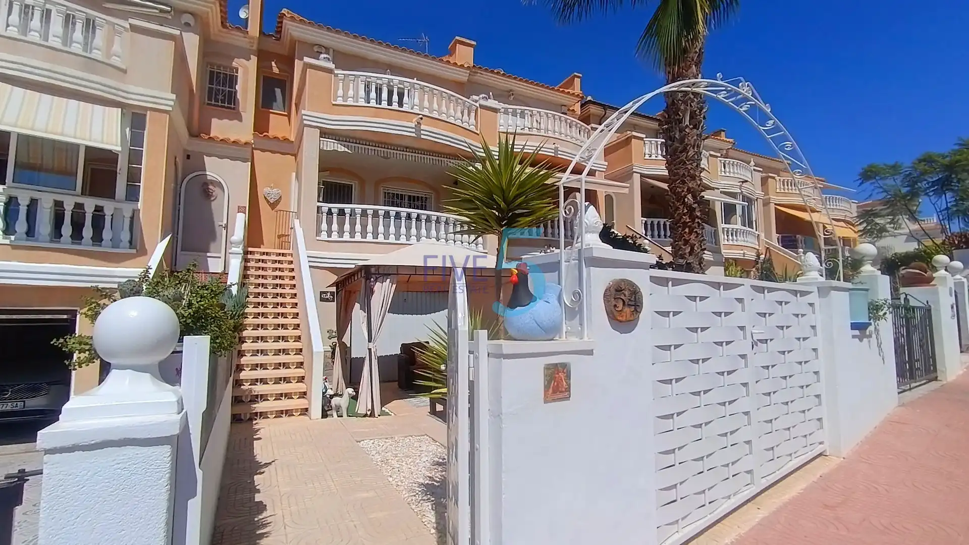 Vista exterior de Casa adosada en venda en Rojales amb Aire condicionat, Calefacció i Terrassa