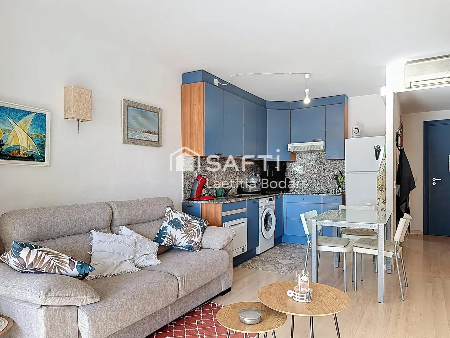 Sala d'estar de Apartament en venda en Roses amb Aire condicionat, Calefacció i Terrassa