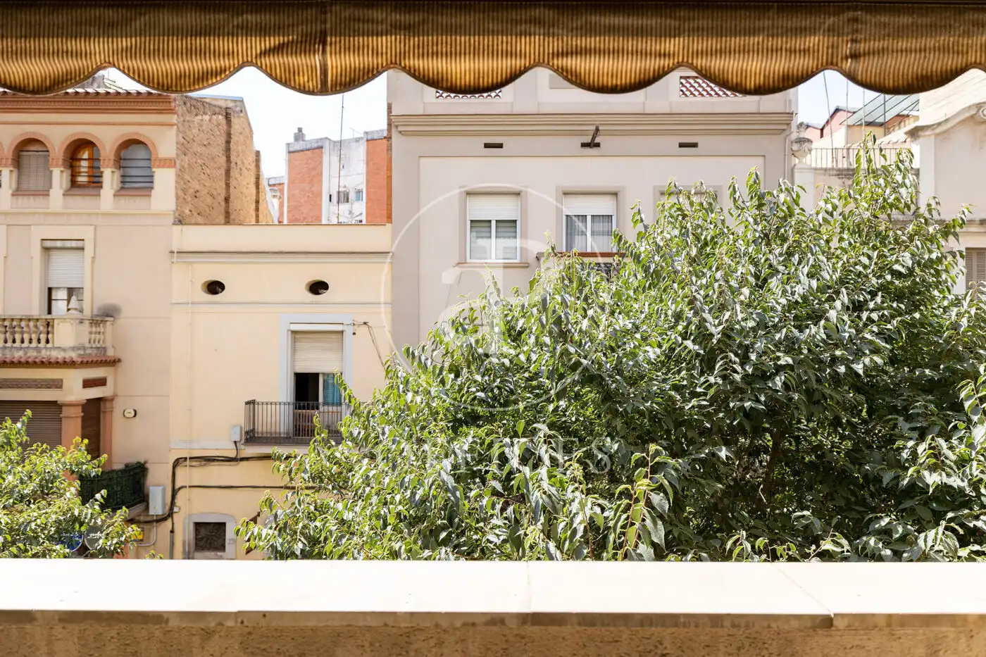 Vista exterior de Oficina de alquiler en L'Hospitalet de Llobregat