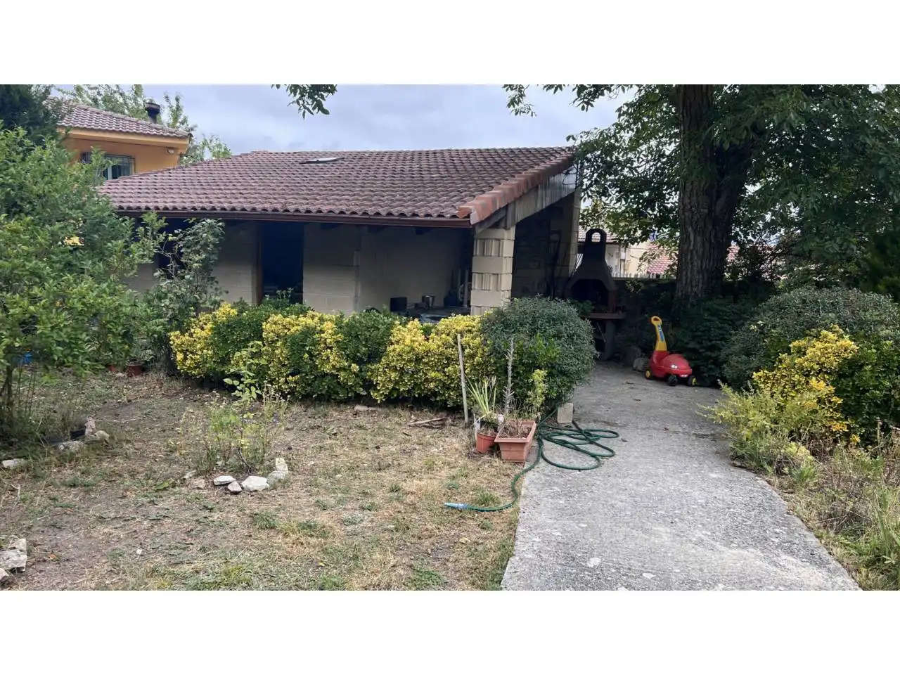 Exterior view of Detached homes for sale in Merindad de Sotoscueva  with Private garden, Terrace and Furnished