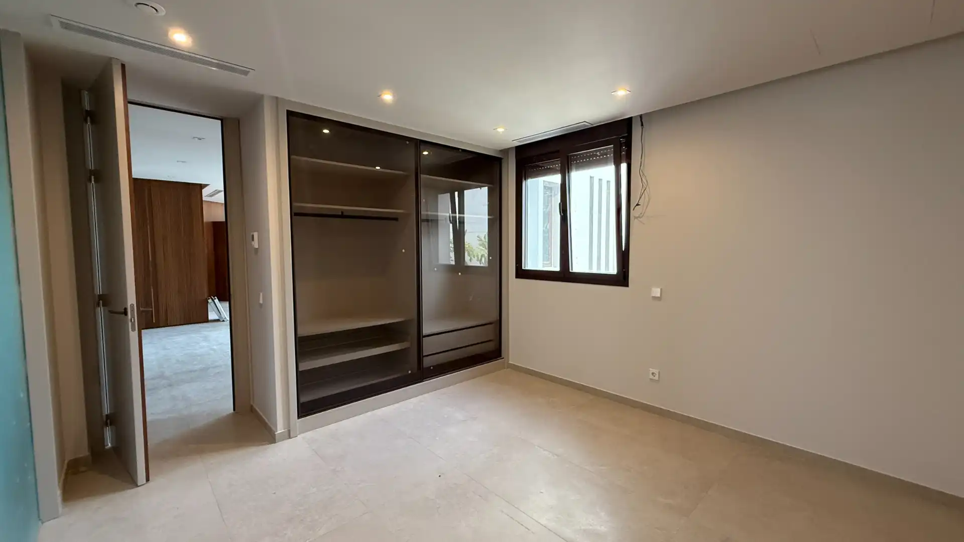 Dormitori de Casa o xalet en venda en Calpe / Calp amb Aire condicionat, Calefacció i Jardí privat