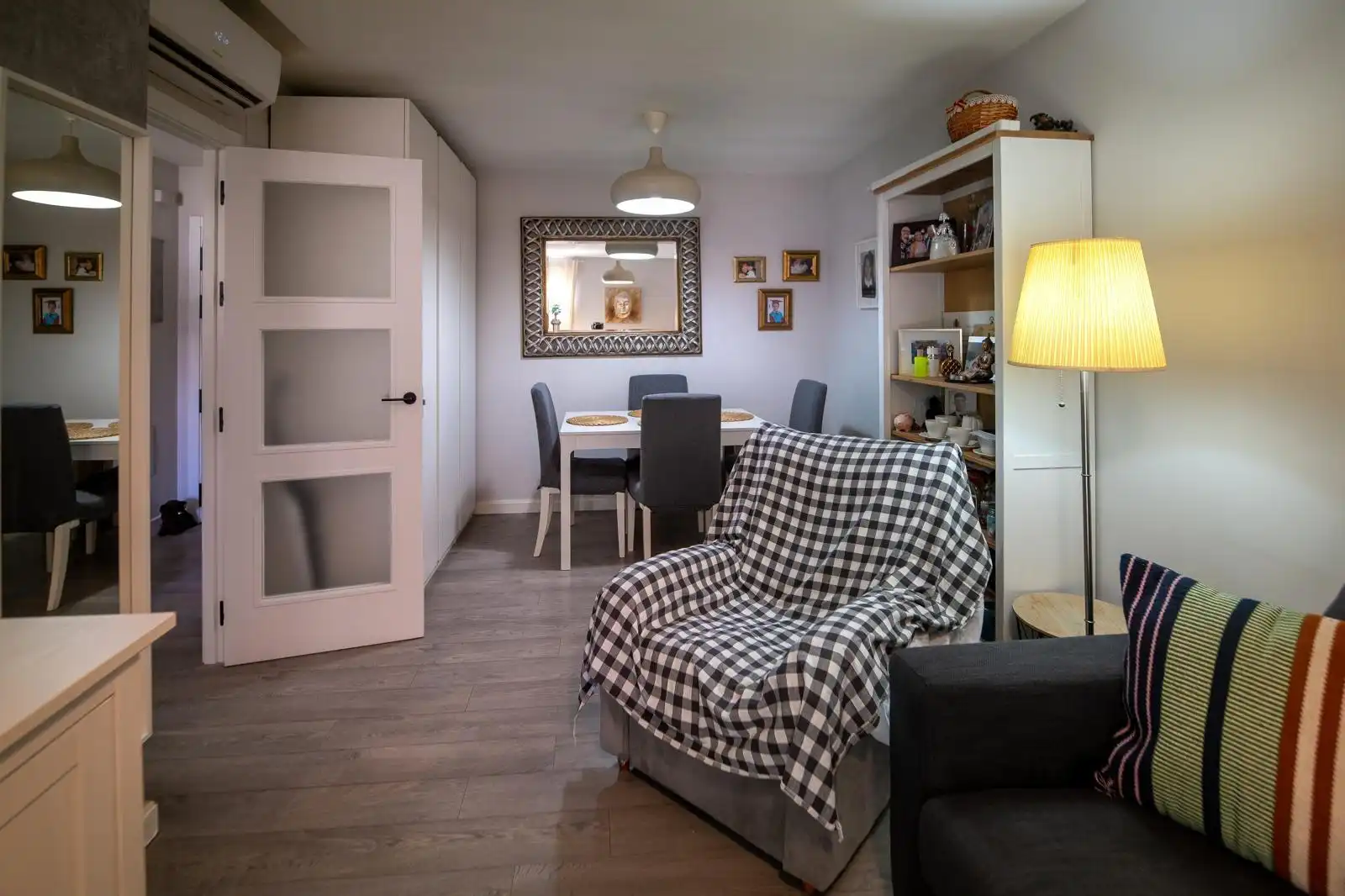 Sala d'estar de Pis en venda en Cádiz amb Aire condicionat