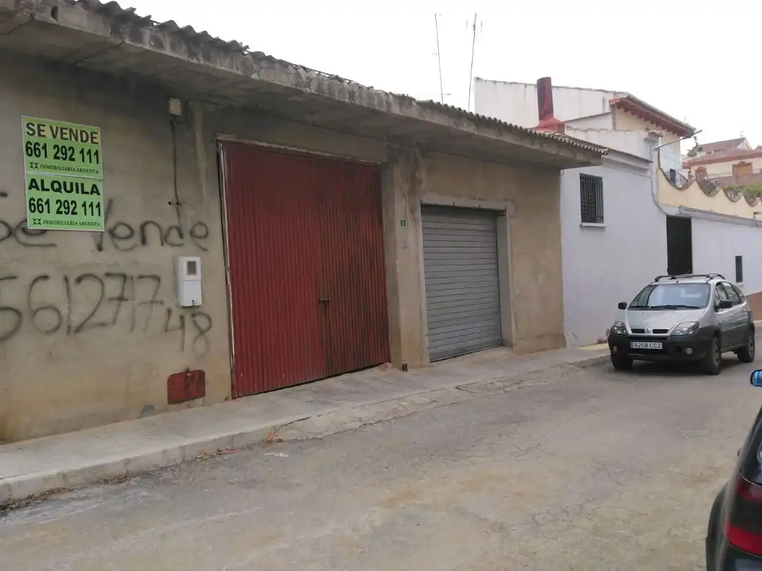 Aparcament de Local en venda en Purullena, Granada