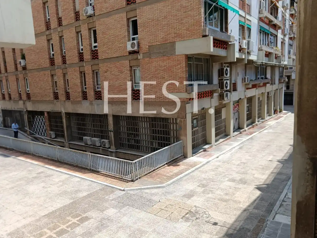 Außenansicht von Büro zur Miete in Barcelona mit Klimaanlage und Möbliert