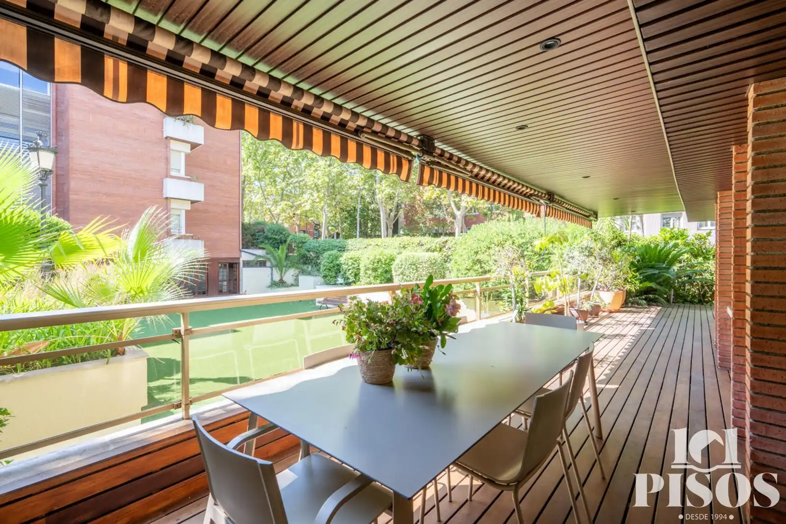 Terrace of Flat for sale in Sant Cugat del Vallès  with Air Conditioner, Heating and Private garden