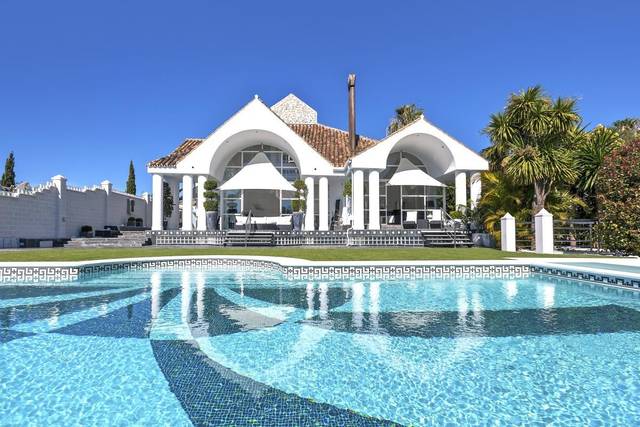 Casa-chalet en Venta en Playa Bajadilla - Puertos
