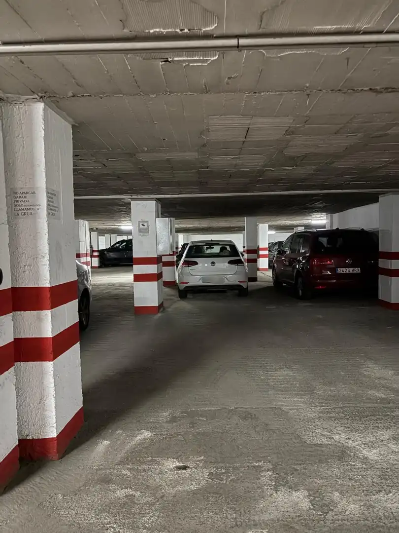 Parking de Piso en venta en Málaga con Aire acondicionado, Parquet y Terraza