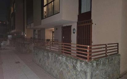 Exterior view of Flat for sale in Manzanares El Real  with Heating, Terrace and Oven