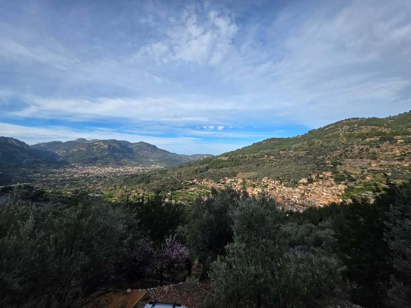 Vista exterior de Finca rústica en venda en Fornalutx amb Jardí privat