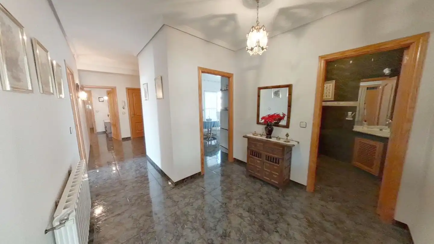 Piso en venta en Navahermosa con Calefacción, Terraza y Amueblado