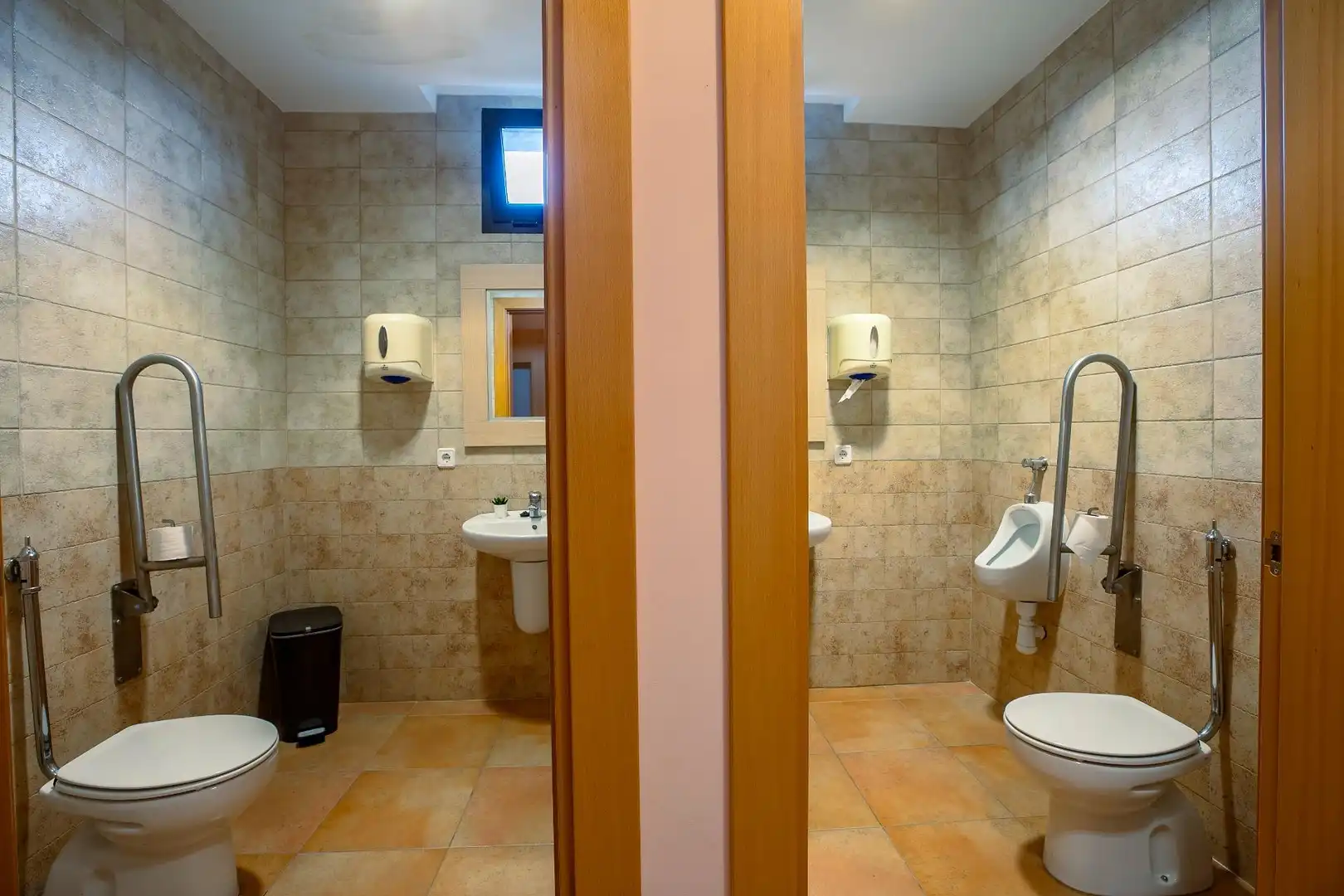 Baño de Edificio en venta en Bierge