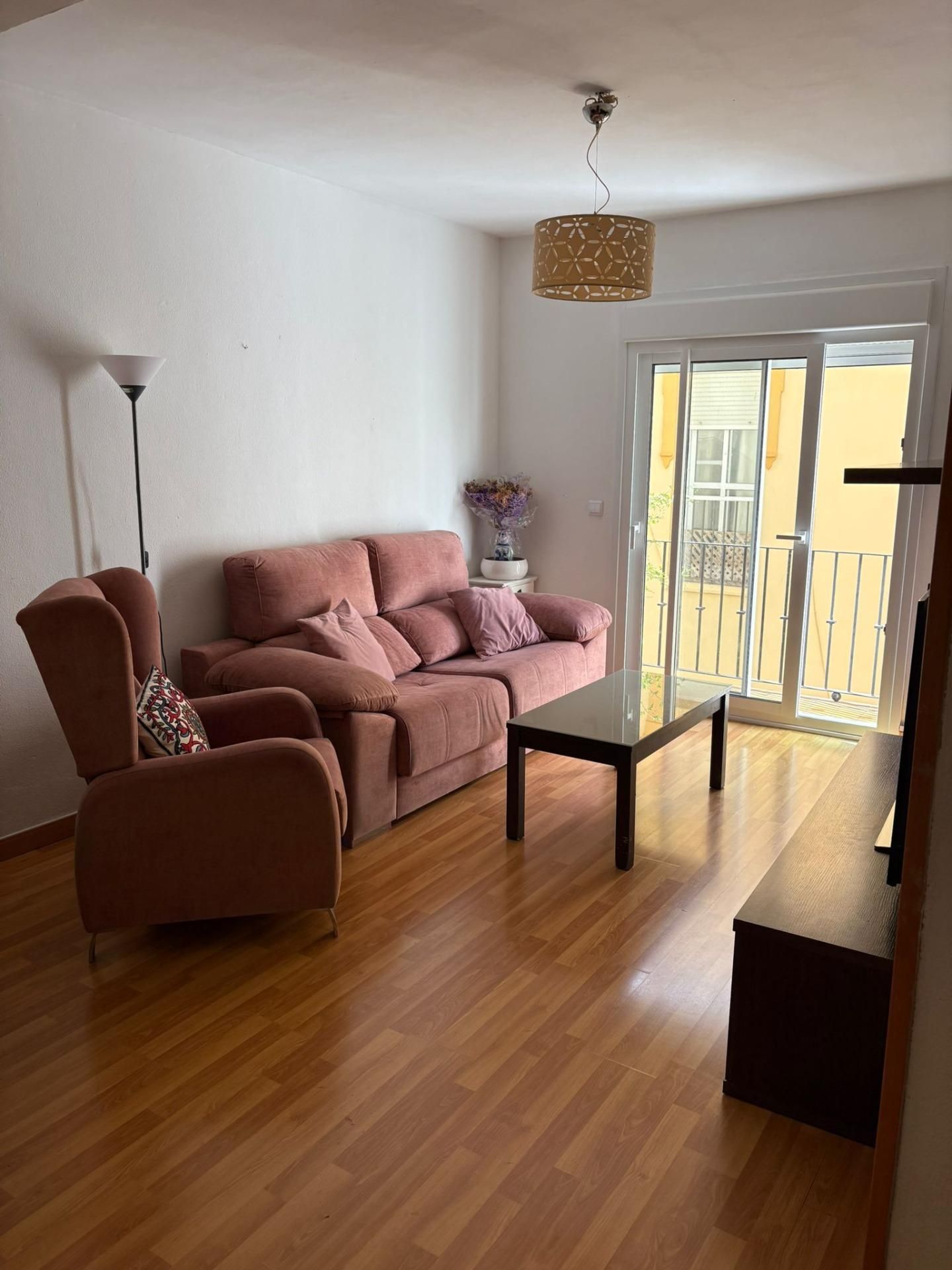 Sala d'estar de Pis en venda en  Cádiz Capital amb Aire condicionat