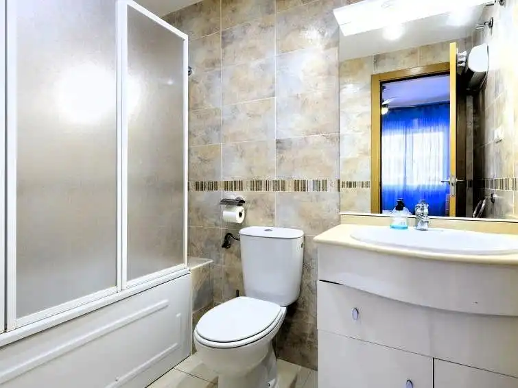 Bathroom of Apartments for sale in Oropesa del Mar / Orpesa  with Air Conditioner, Heating and Private garden