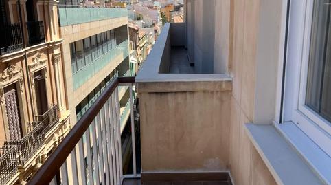 Photo 3 of Flat to rent in Rambla de Méndez Núñez, Casco Antiguo - Sta. Cruz - Ayuntamiento, Alicante