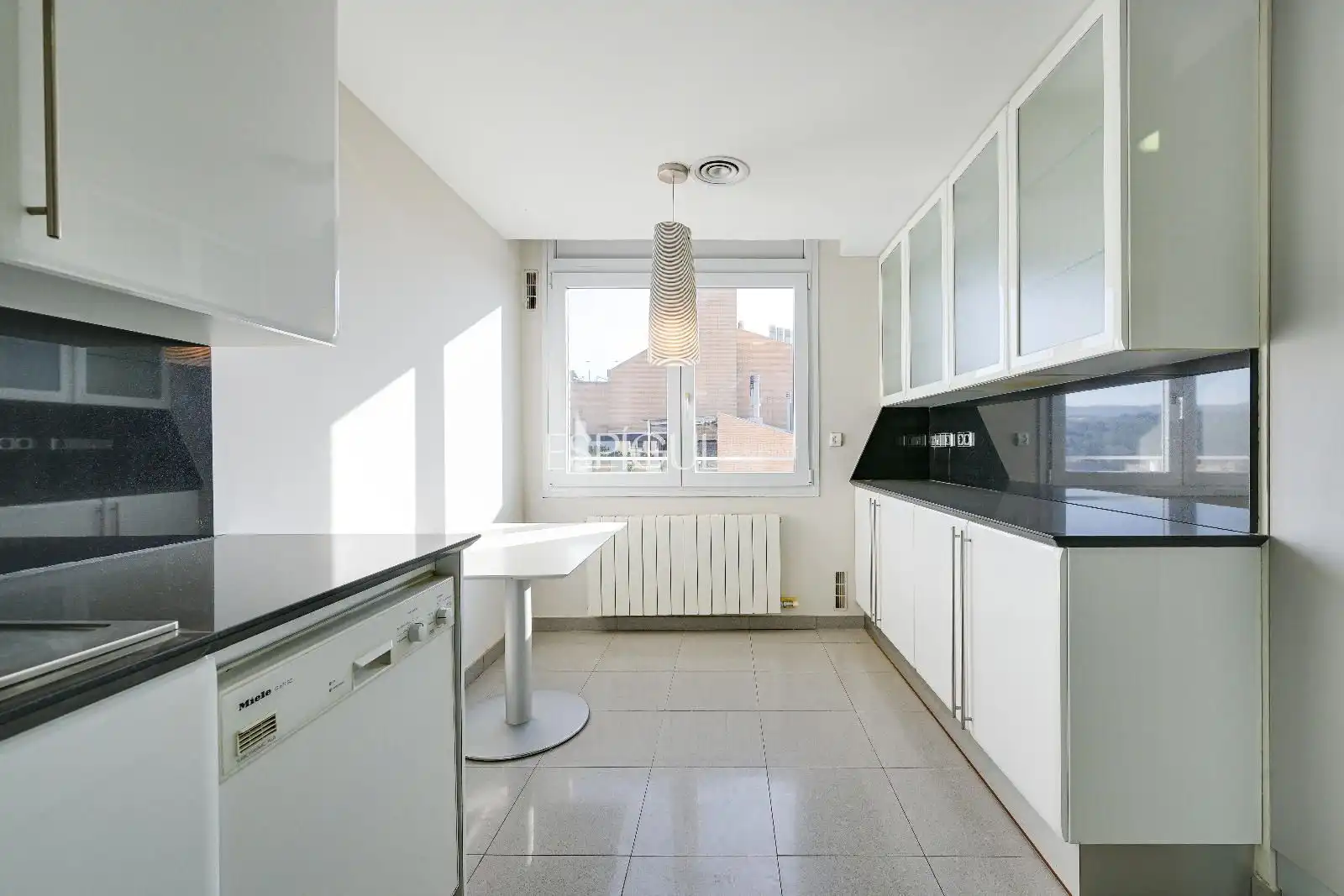Kitchen of Attic for sale in Girona  with Air Conditioner, Heating and Terrace