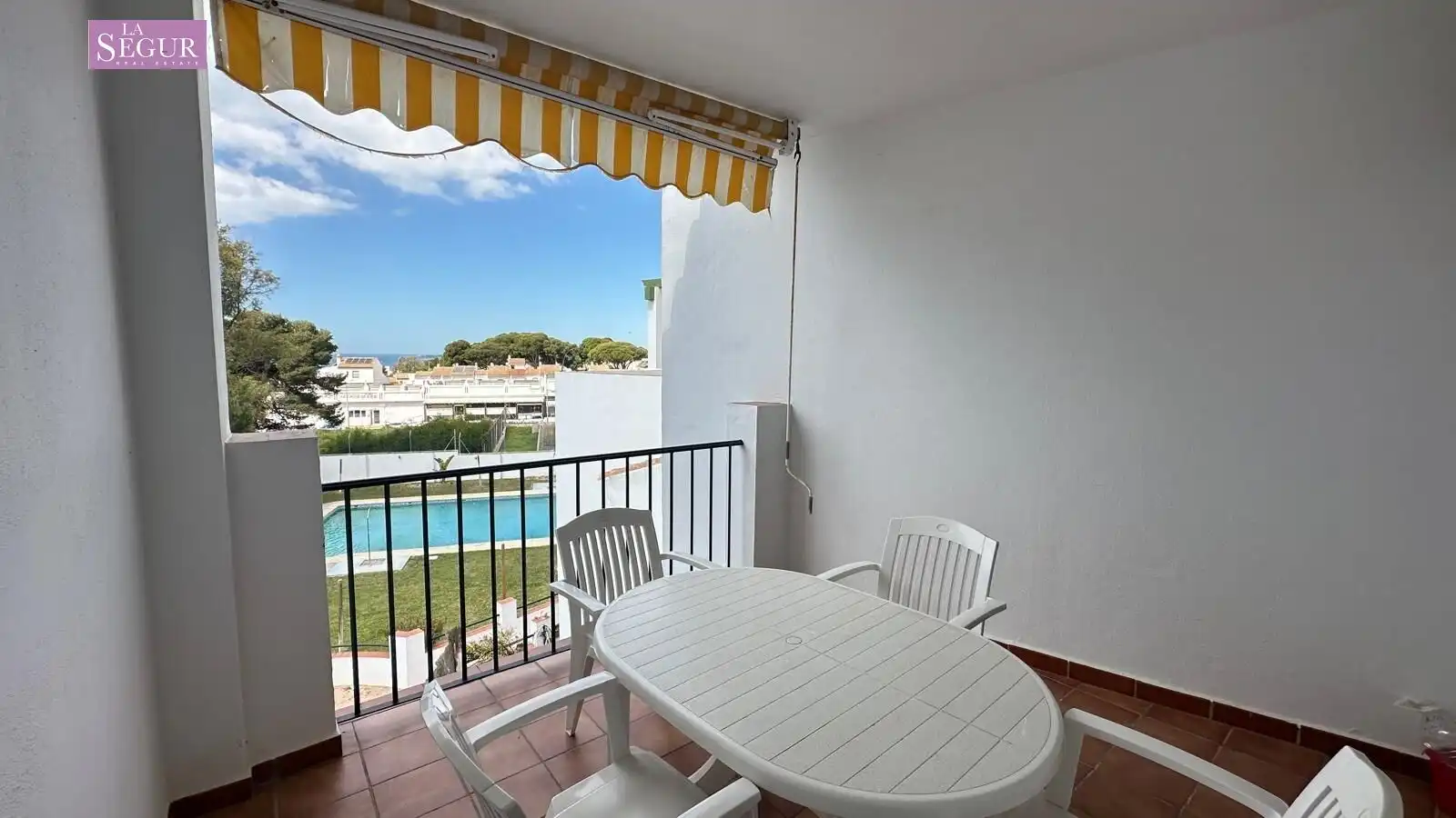 Terrace of Flat for sale in Conil de la Frontera  with Terrace, Furnished and Community pool