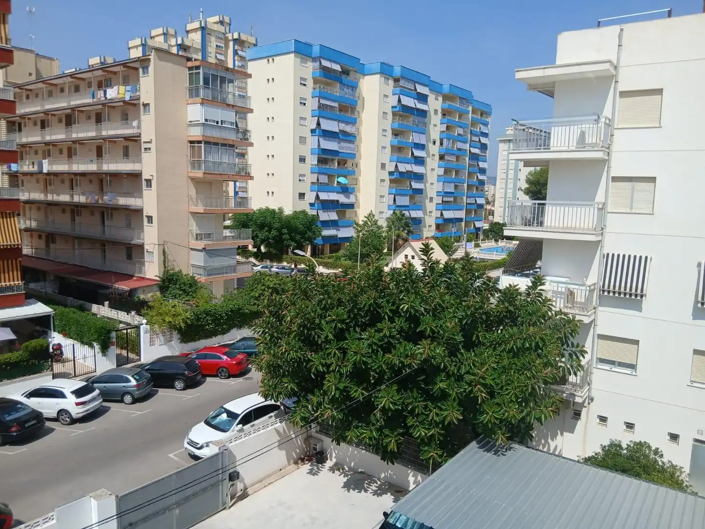 Vista exterior de Estudio de alquiler en Gandia con Aire acondicionado, Amueblado y Alarma
