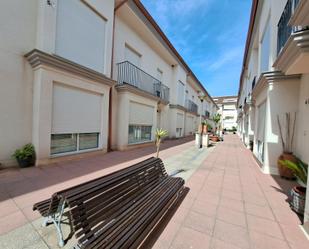 Exterior view of Single-family semi-detached for sale in Alzira  with Air Conditioner, Heating and Terrace