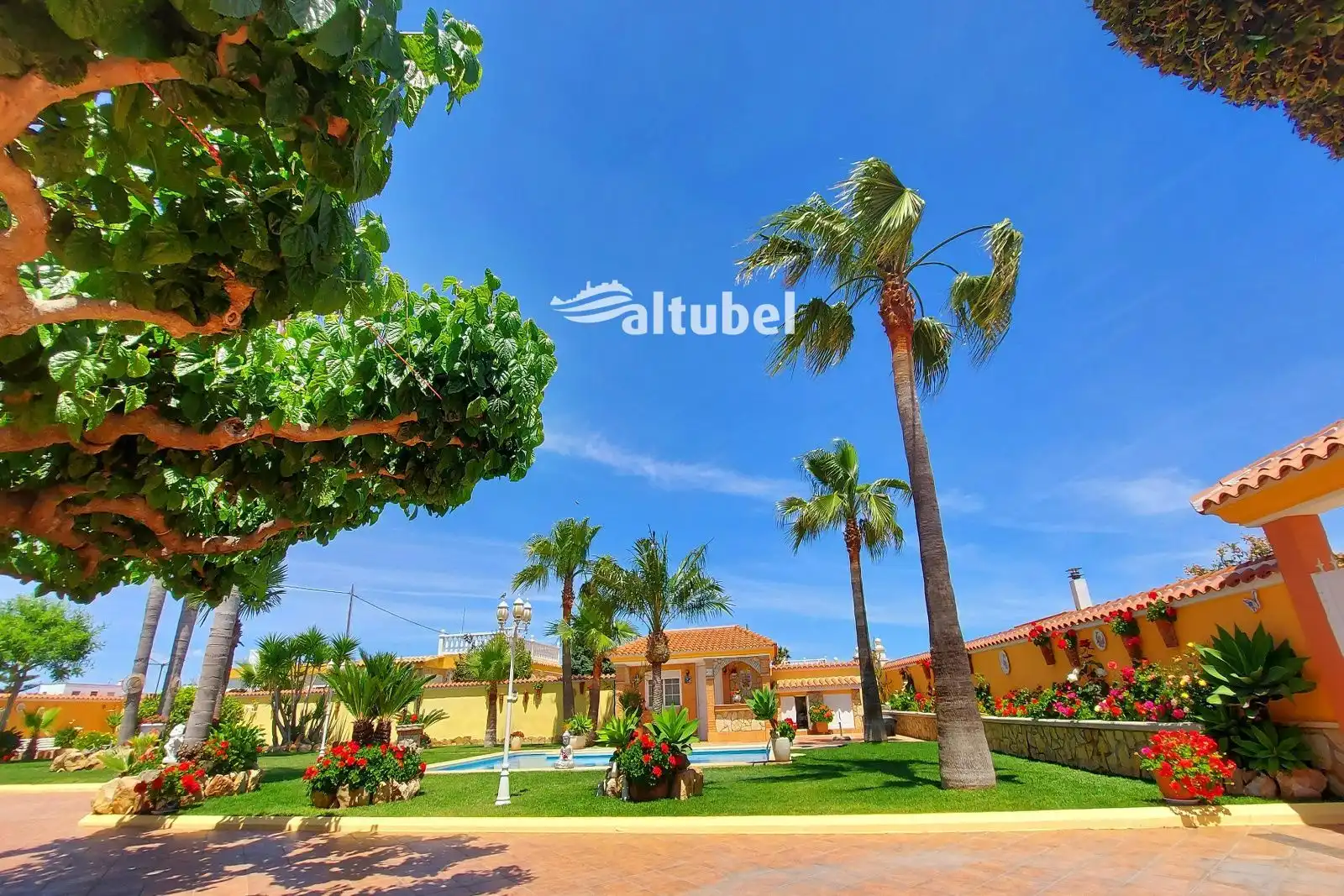 Vista exterior de Casa o chalet en venta en Benicarló con Terraza y Piscina