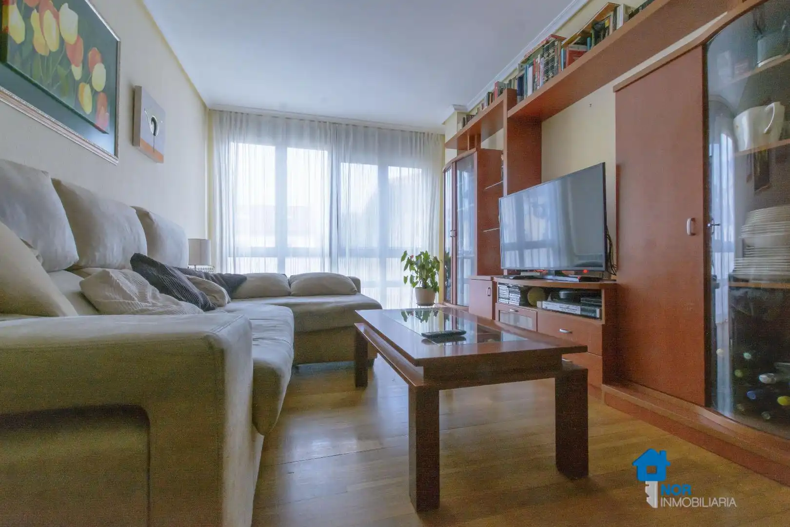 Sala de estar de Piso en venta en Escalante con Terraza y Amueblado