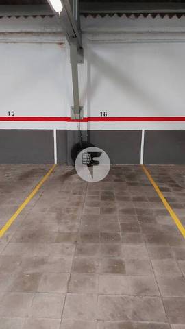Garaje en Venta en Barri del Centre