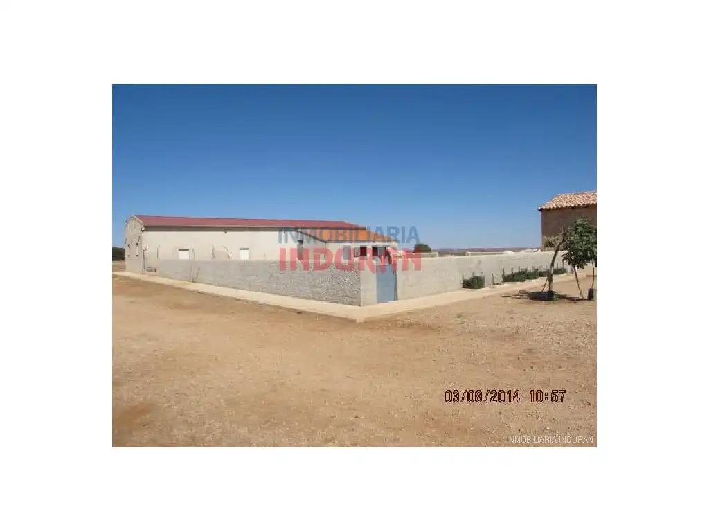 Finca rústica en venda en Almedina