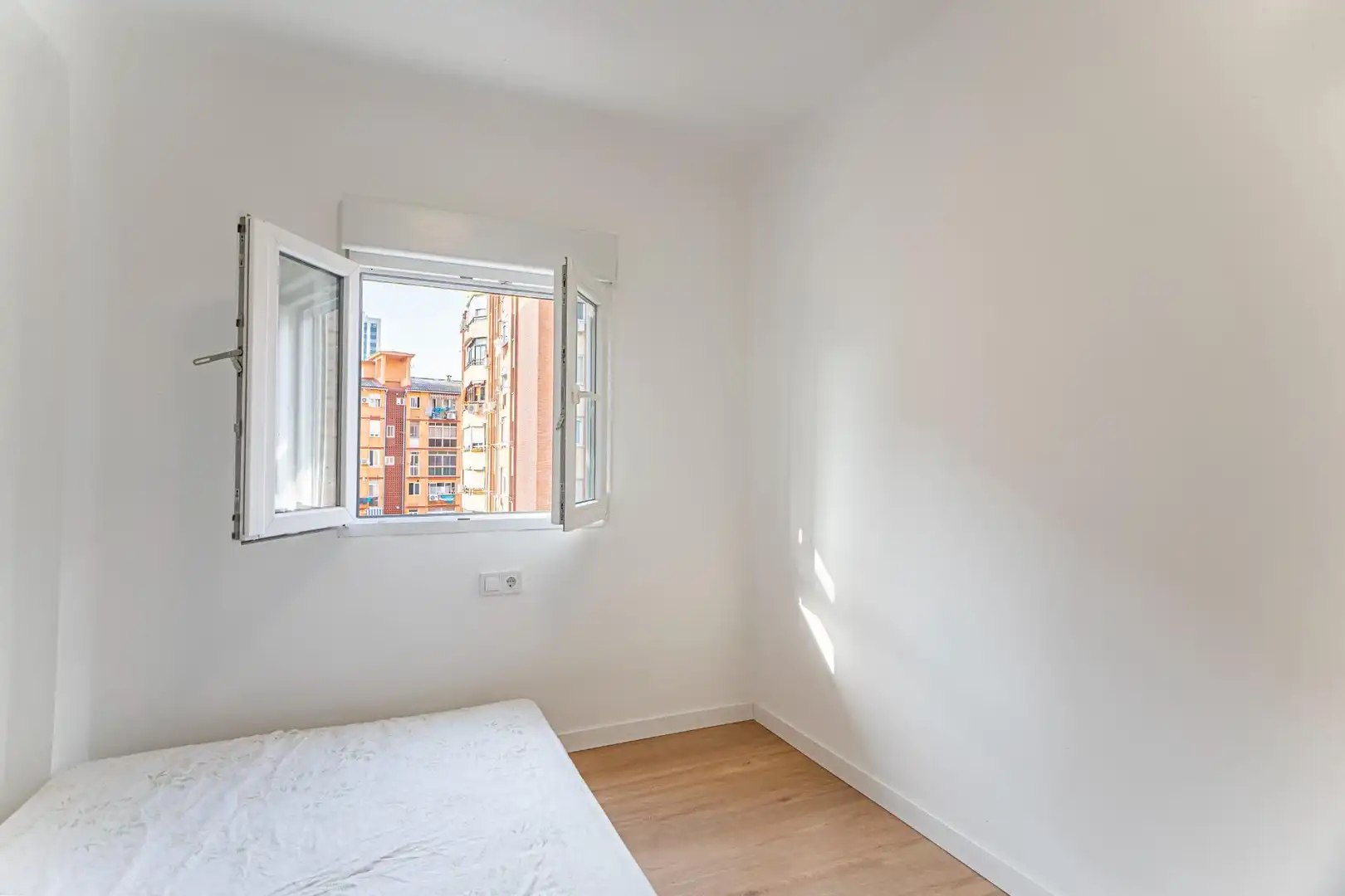 Habitación de Piso en venta en Málaga con Terraza