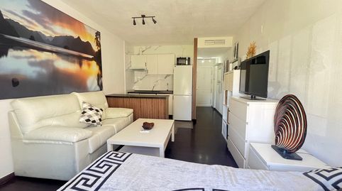 Foto 2 de Estudi en venda a Avenida del Limonar, 150d, Las Chapas - Alicate Playa, Marbella
