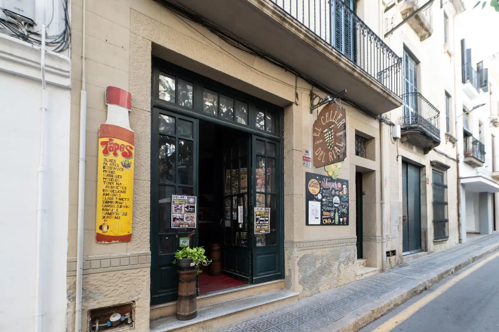 Local comercial en traspaso en RIAL DE SA CLAVELLA, imagen 2