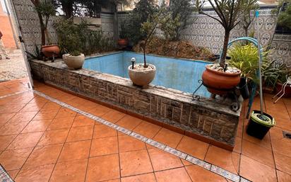 Swimming pool of House or chalet for sale in  Jaén Capital  with Air Conditioner and Swimming Pool