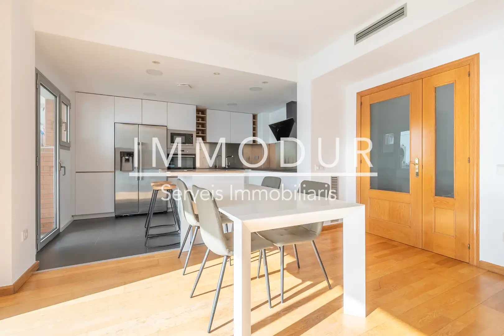 Flat for rent in Avinguda d'Europa, Gavà Mar