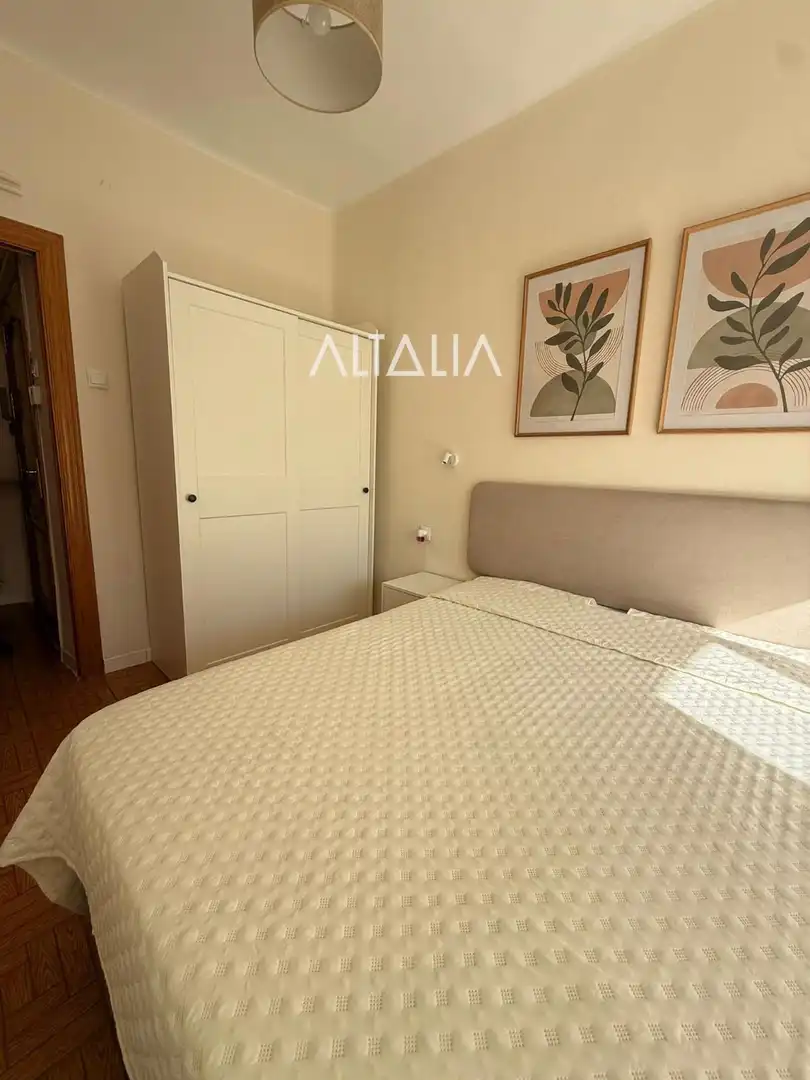 Bedroom of Flat for rent in Cuenca  with Heating and Furnished