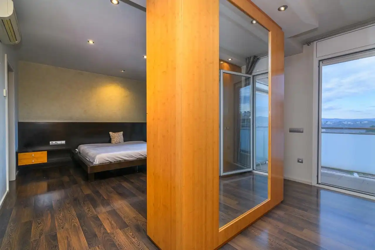 Habitación de Ático en venta en Manresa con Aire acondicionado, Calefacción y Parquet