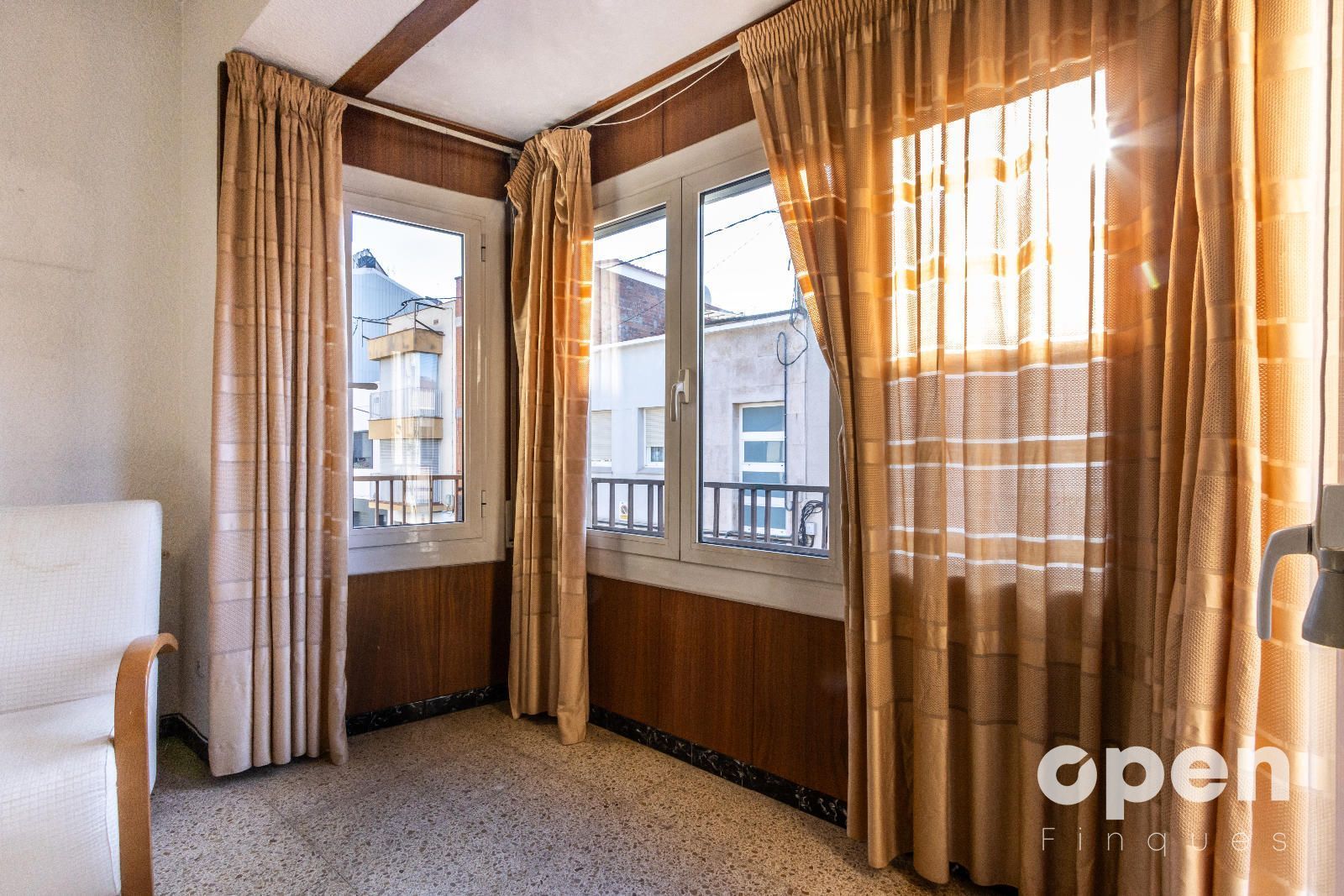 Dormitori de Casa adosada en venda en Terrassa amb Calefacció, Terrassa i Traster