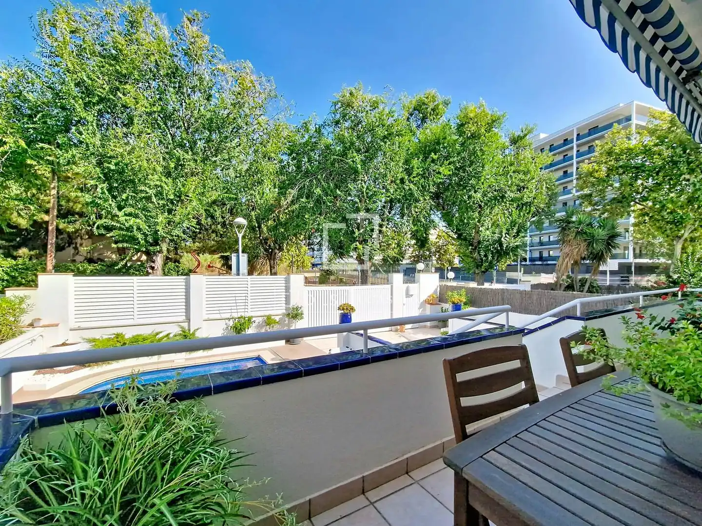 Terrace of Houses for sale in Vilanova i la Geltrú  with Air Conditioner, Heating and Private garden