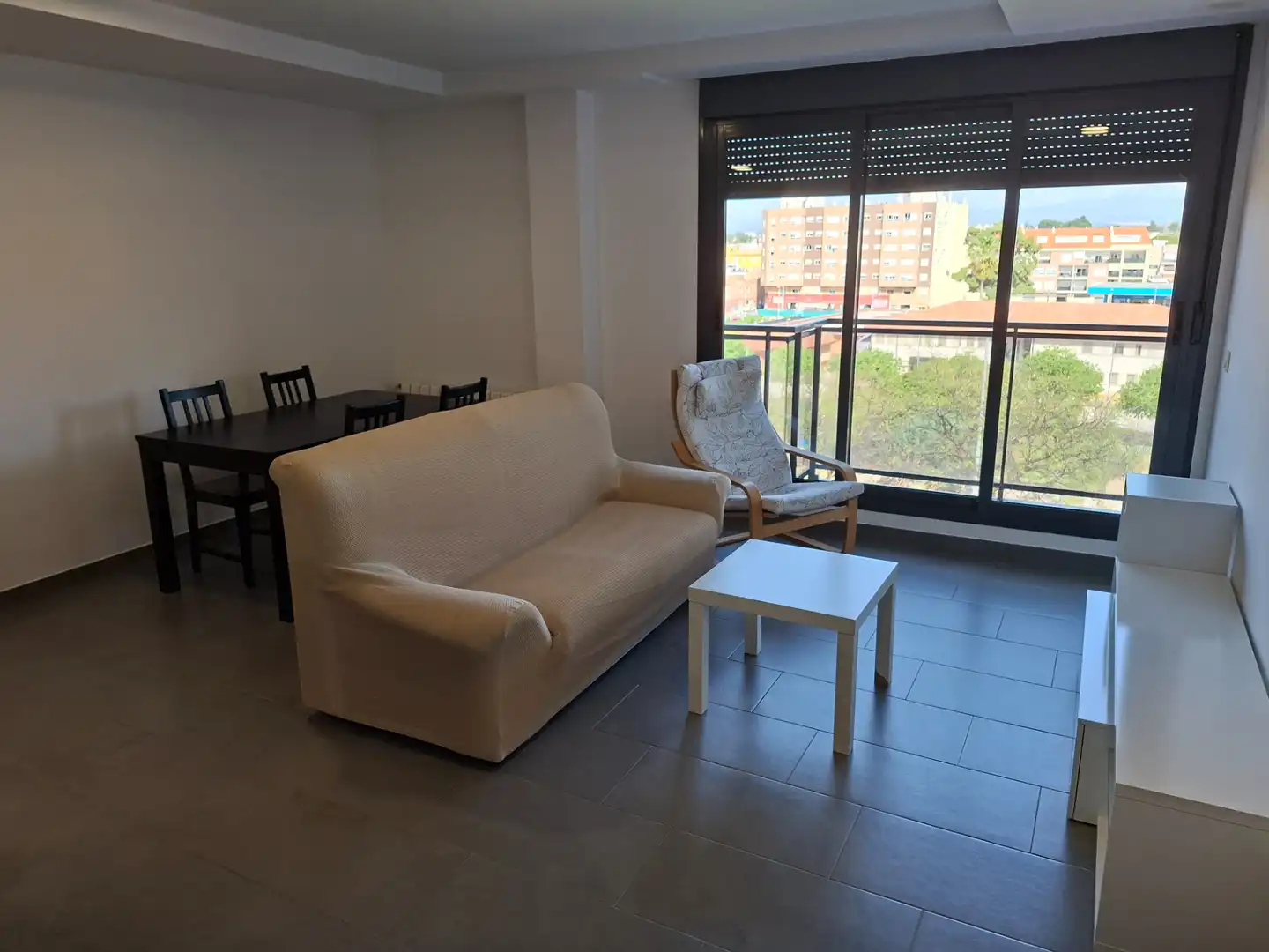 Sala de estar de Piso de alquiler en Vila-real con Calefacción, Trastero y Amueblado