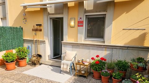 Foto 3 de Casa adosada en venda a Plaça Manuel Malagrida, Olot, Girona