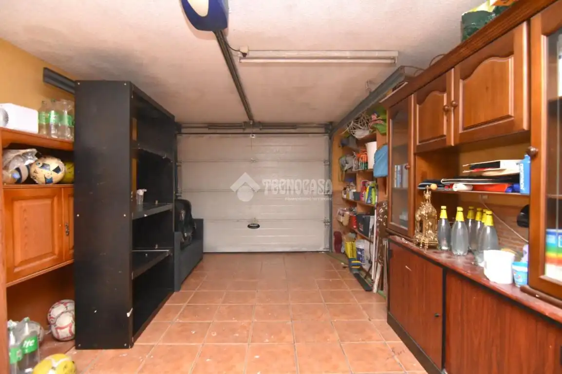 Casa adosada en venta en Villaviciosa de Odón con Aire acondicionado, Calefacción y Piscina