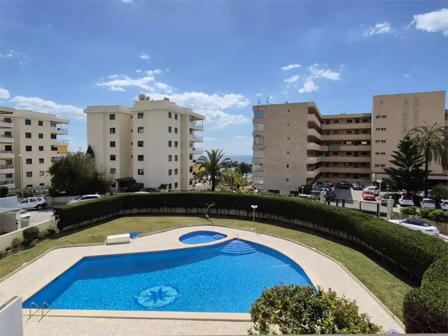 Swimming pool of Flat for sale in Calvià  with Air Conditioner, Swimming Pool and Balcony