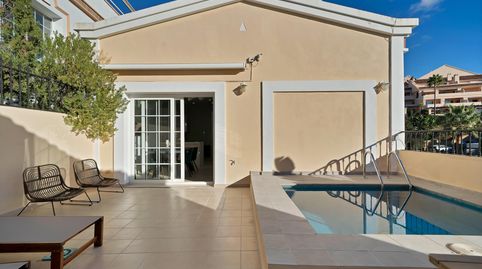 Foto 3 de Casa adosada en venda a 29 Calle Pleyades, Los Naranjos, Marbella