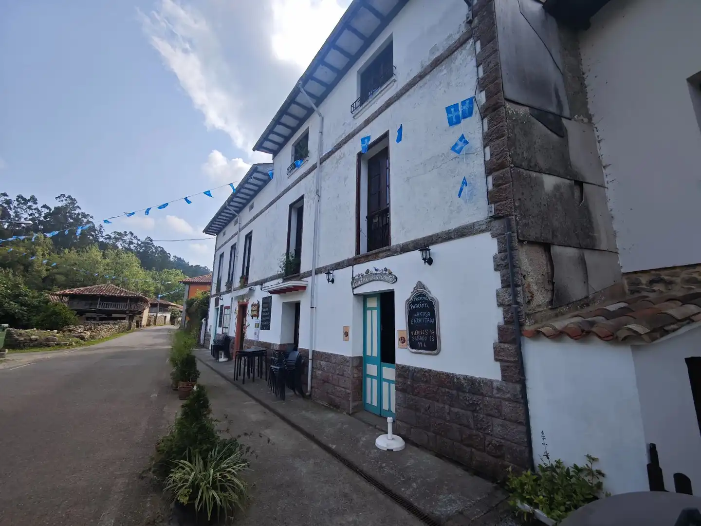 Vista exterior de Casa o xalet en venda en Llanes amb Calefacció