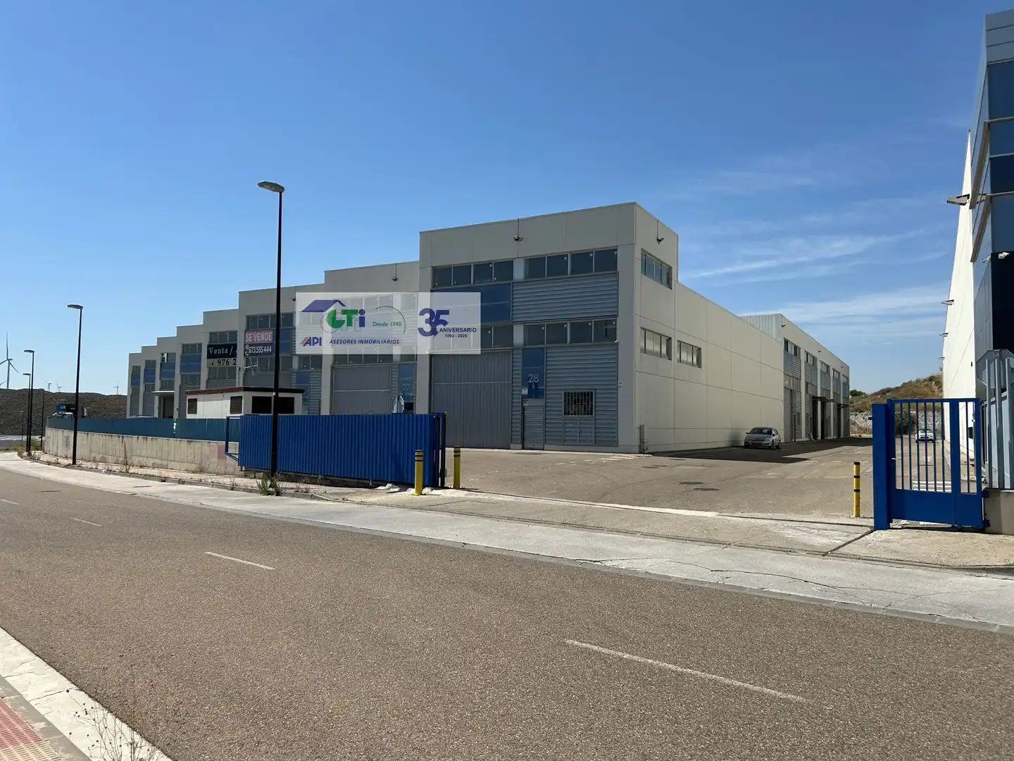 Vista exterior de Nave industrial en venta en Zaragoza