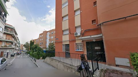 Foto 2 de Piso en venta en Fermin Donaire, Zofio, Madrid Capital