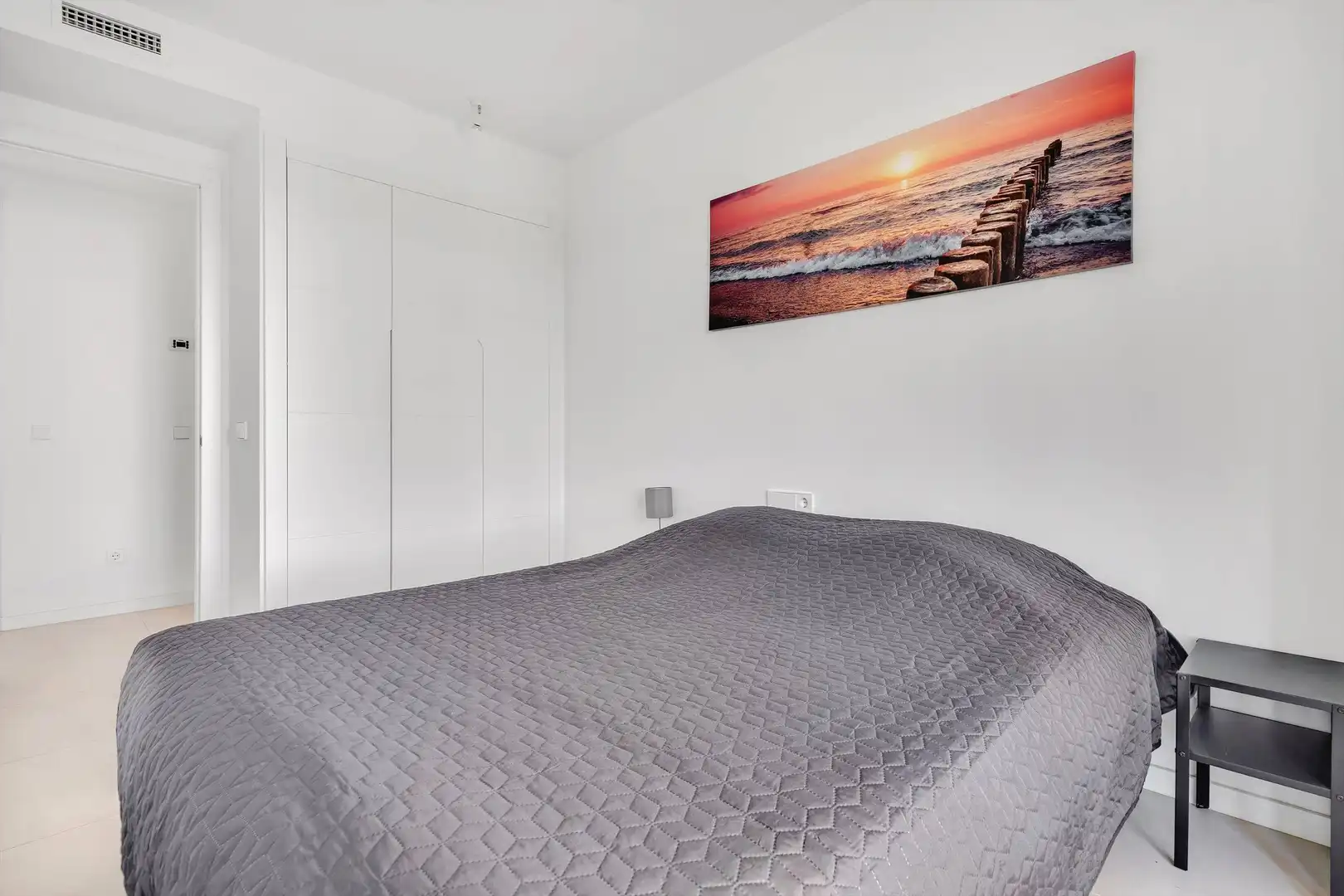 Dormitori de Apartament en venda en Fuengirola amb Aire condicionat, Jardí privat i Terrassa