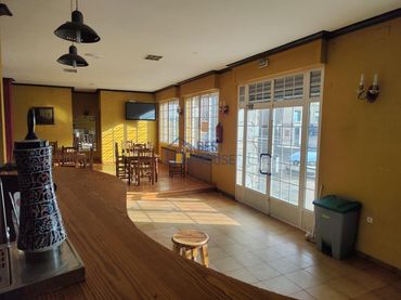 Local comercial en venta en Matallana de Torío