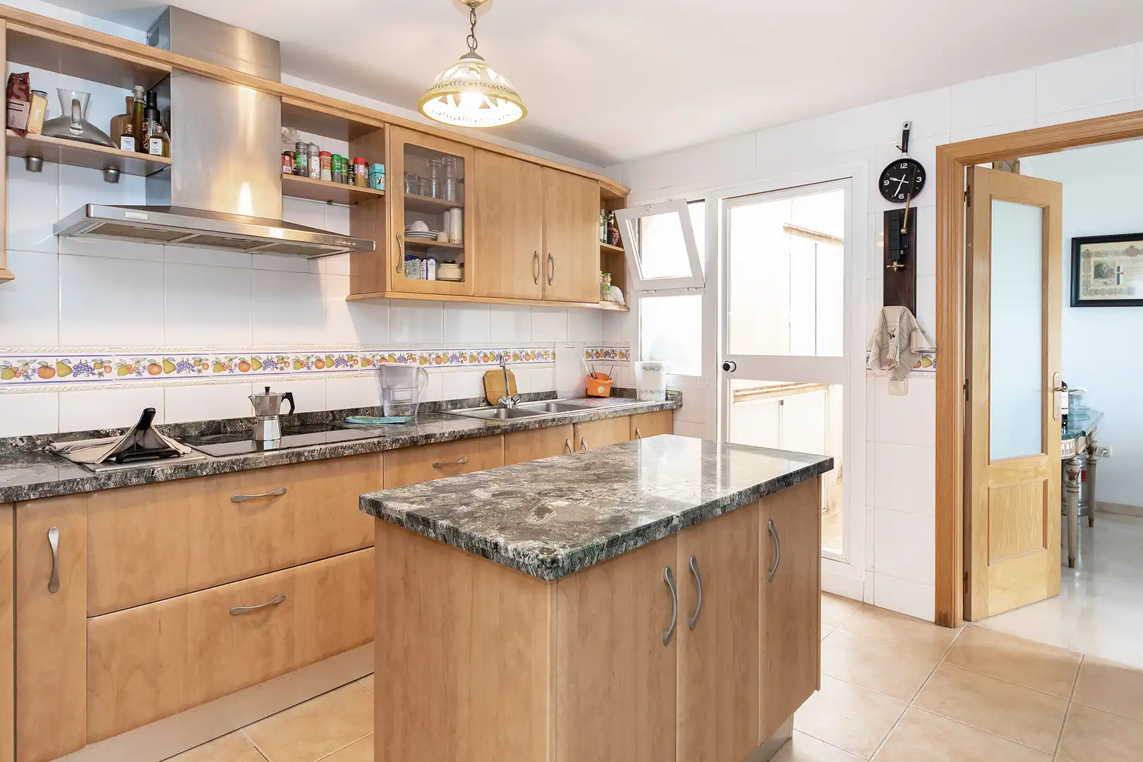 Kitchen of Houses for sale in Málaga