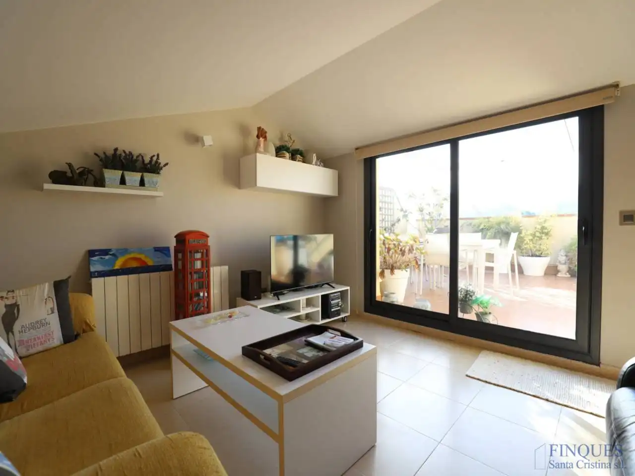 Sala d'estar de Dúplex en venda en Santa Cristina d'Aro amb Aire condicionat, Calefacció i Parquet